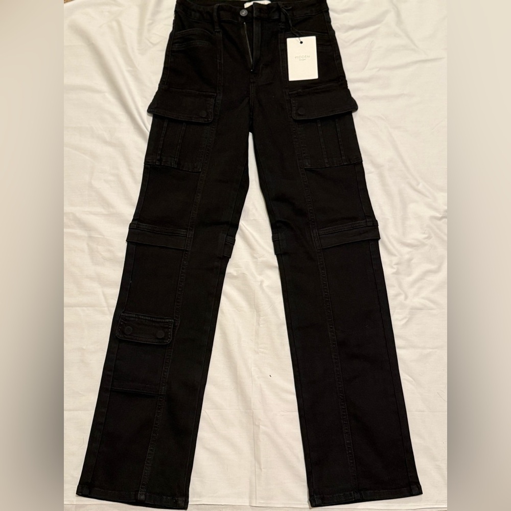 BNWT! Hidden Black Boot Cut Flare Pants